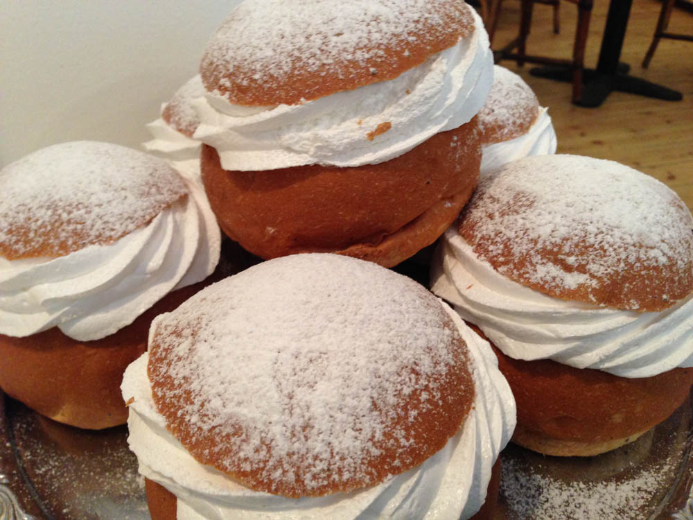I was introduced to semlor, a Swedish pastry which is popular around Fat Tuesday.